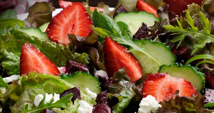 strawberry arugula and feta salad _ in season summer foods